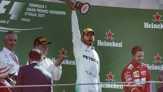 go to Gibt Lewis Hamilton Gas? Rennen auf dem Musikmark