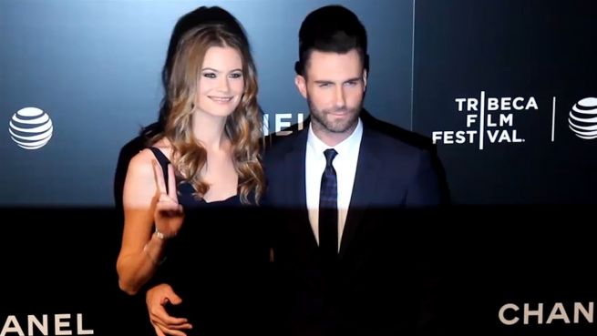 go to Ein Jahr danach: Behati Prinsloo erwartet Baby Nummer 2