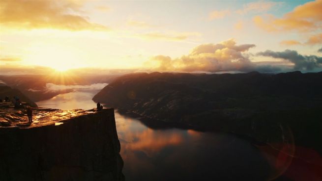 go to Drohnenfilm-Festival: Die Gewinner des Höhen-Sports