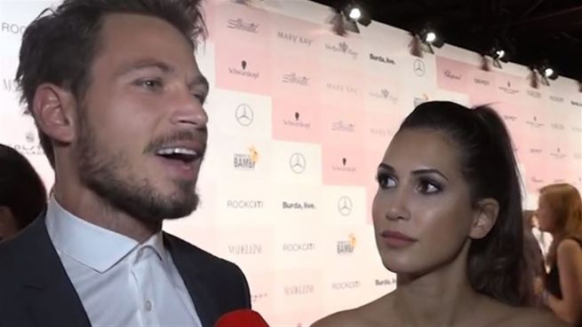 go to Getrennte Wohnungen: Clea-Lacy nicht glücklich in Köln