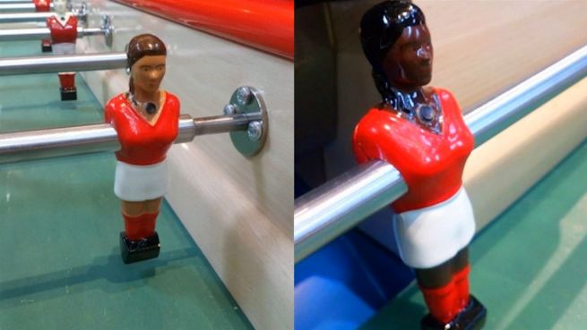 go to Bald gibt es weibliche Tischkickerfiguren